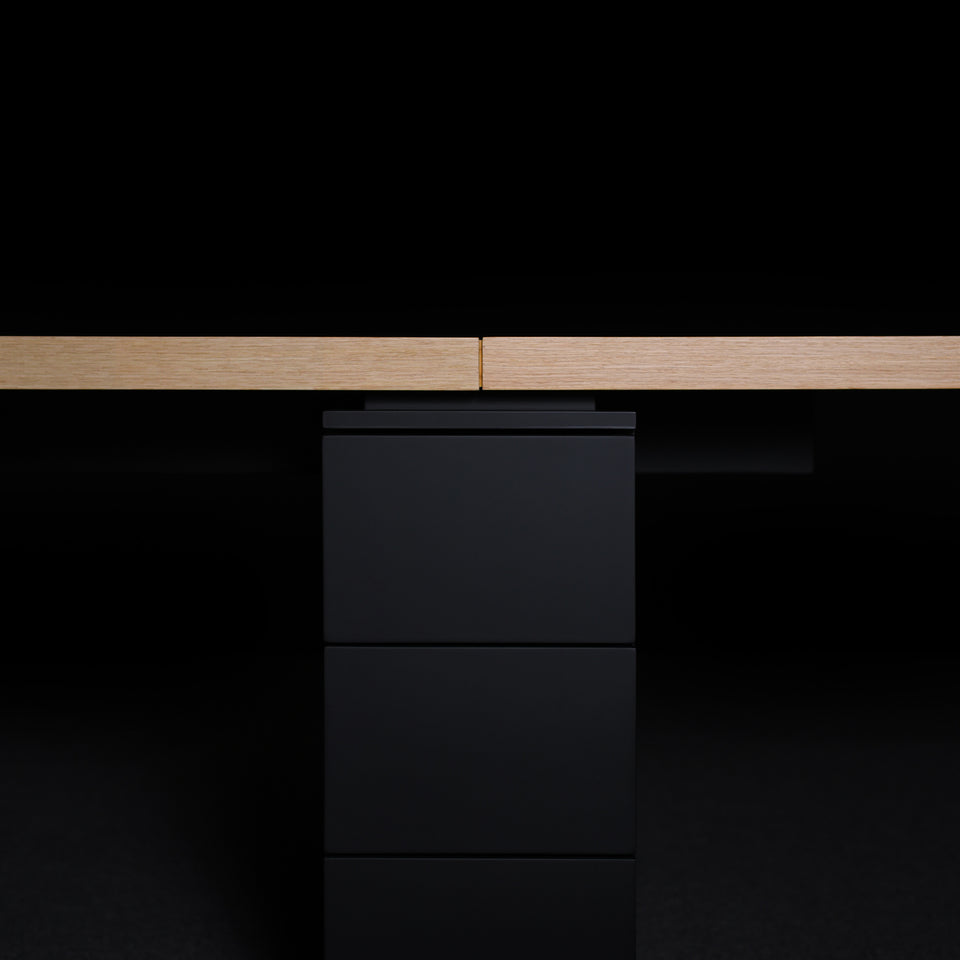 HAKIRO DESK